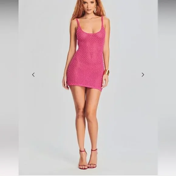 ROCCO CROCHET DRESS
Retrofête - Picture 2 of 5